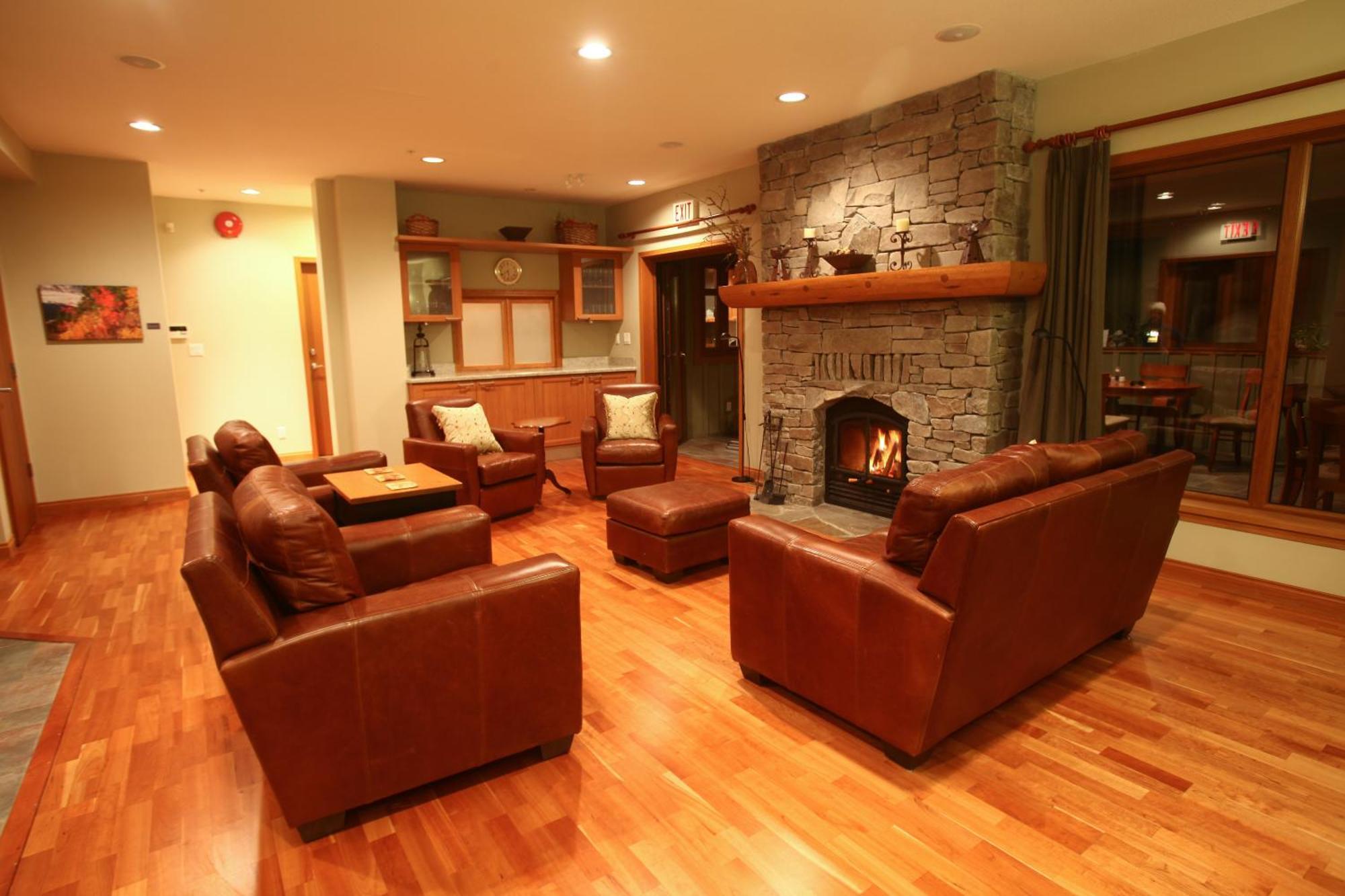 Whistler Alpine Chalet Retreat & Wellness Villa Exterior foto