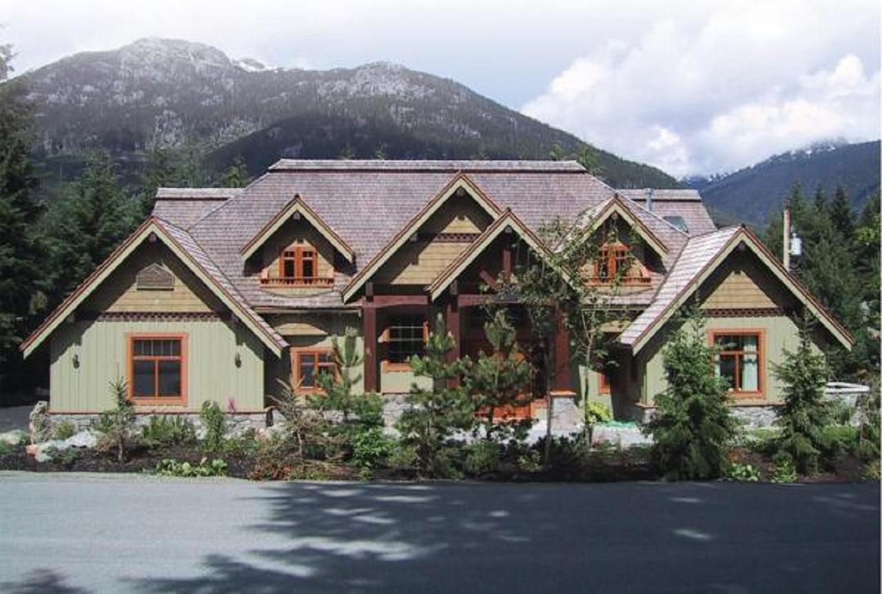 Whistler Alpine Chalet Retreat & Wellness Villa Exterior foto